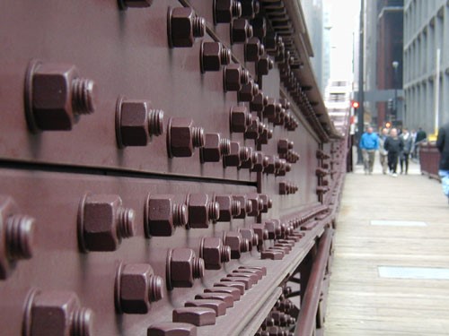 معرفی ساخت اسکلت پیچ و مهره