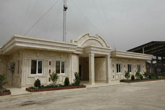 <p dir="ltr" style="text-align:center"><strong><span style="font-size:18px;"><span style="font-family:IRANSans;">کارخانه پروفیل متال</span></span></strong></p>
